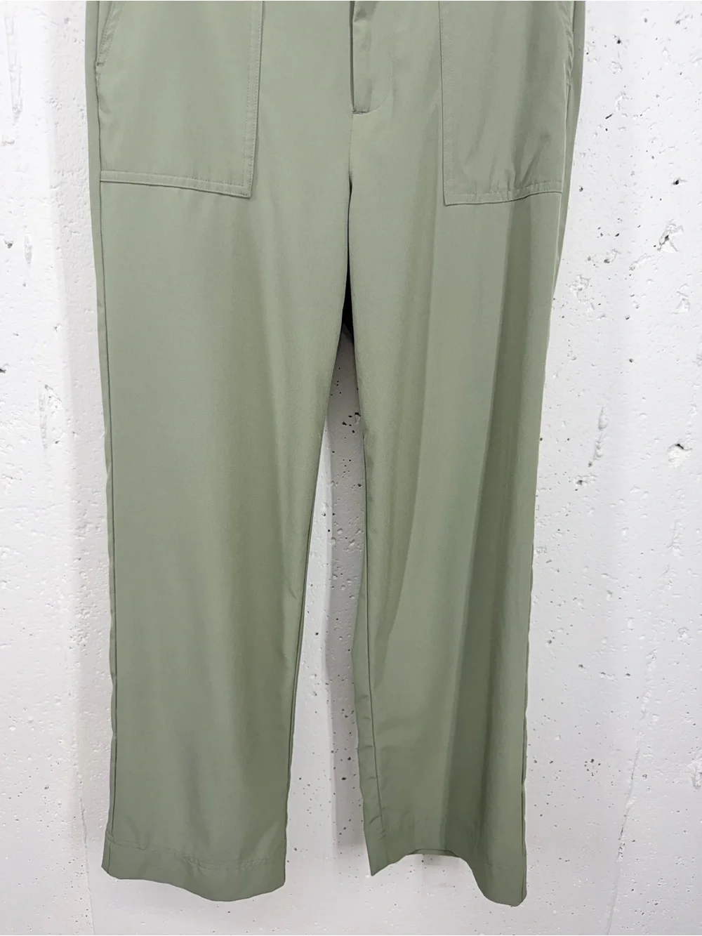 Athleta Women’s size 0 Tribeca Laurel Olive Utility Crop Pants